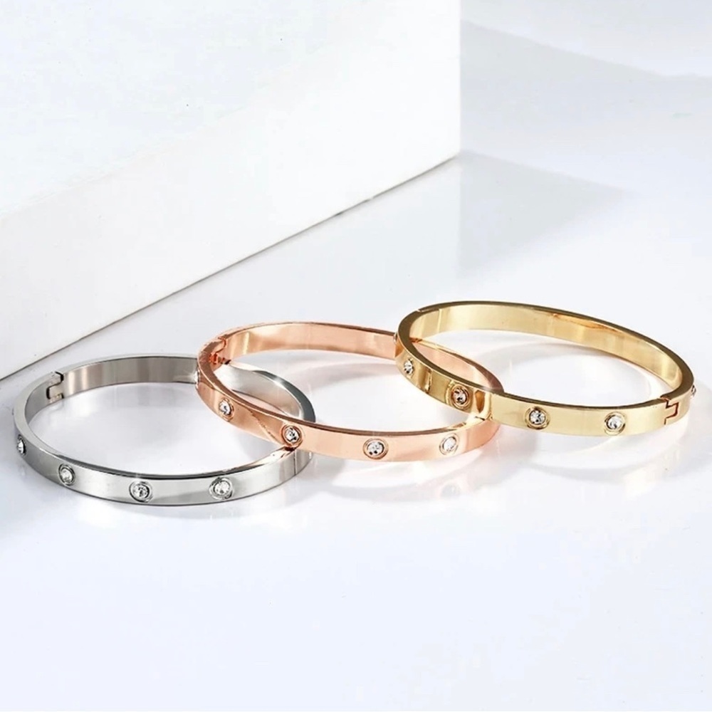 18K Gold Diamond Full Drill Love Inspired Bracelet Bangle Cuff No Fade Stackable - Picture 8 of 11